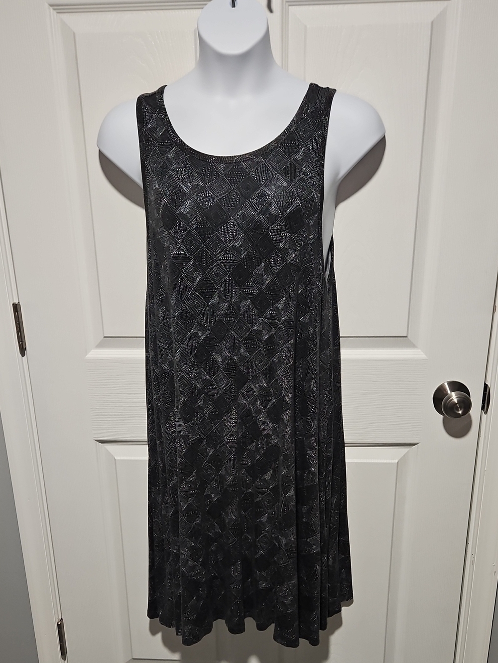 Sleeveless Black Patterned Swing Dress